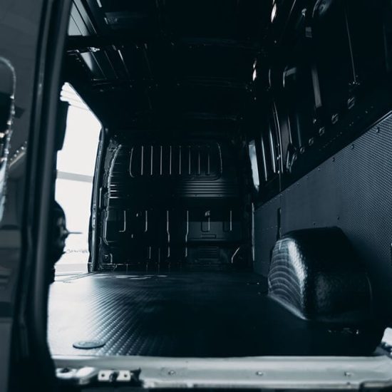 Deliver-9-cargo